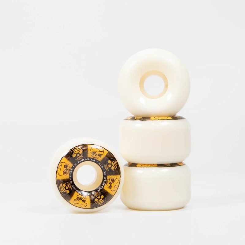 Bones – 54mm (99a) X Formula V6 Wide Cut Black & Gold Skateboard Wheels