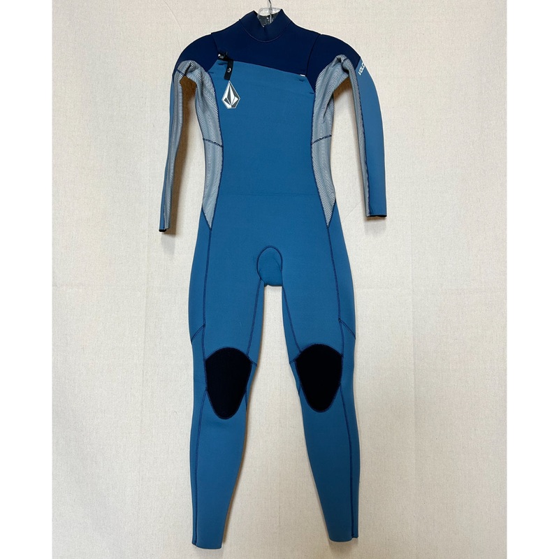 3/2 Boys Volcom Chest Zip (Blue) 12