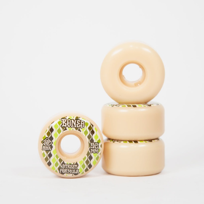 Bones – 52mm (99a) STF V2 Locks Retros Skateboard Wheels